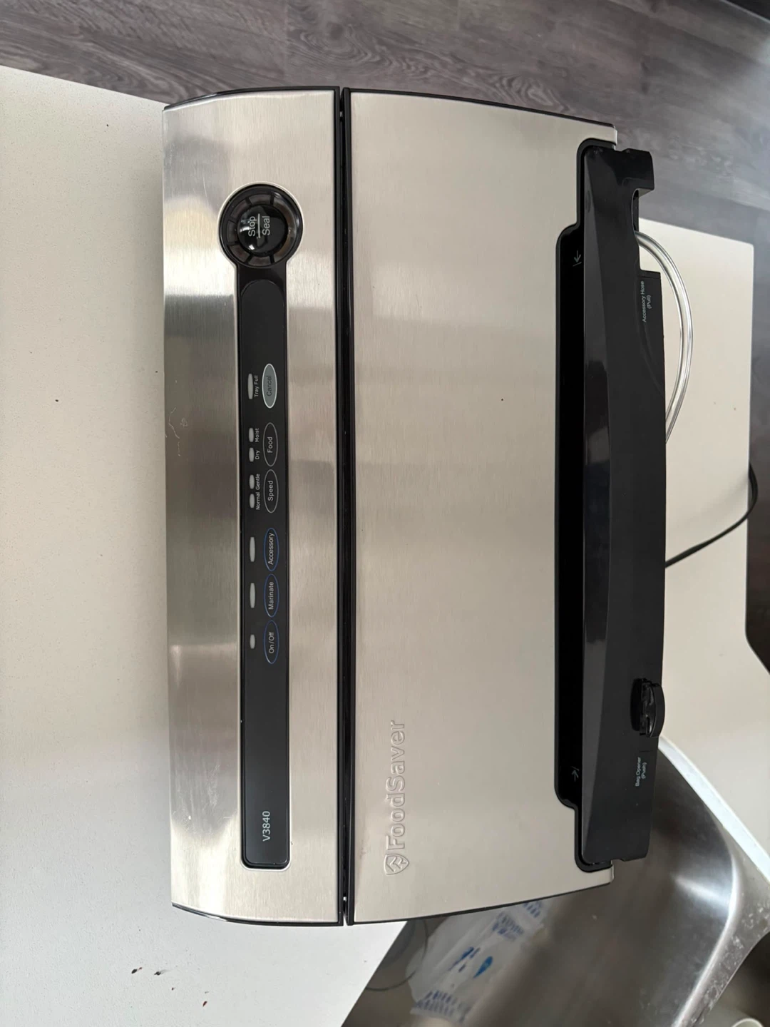 FoodSaver V3840 Vacuum Sealer - photo 2