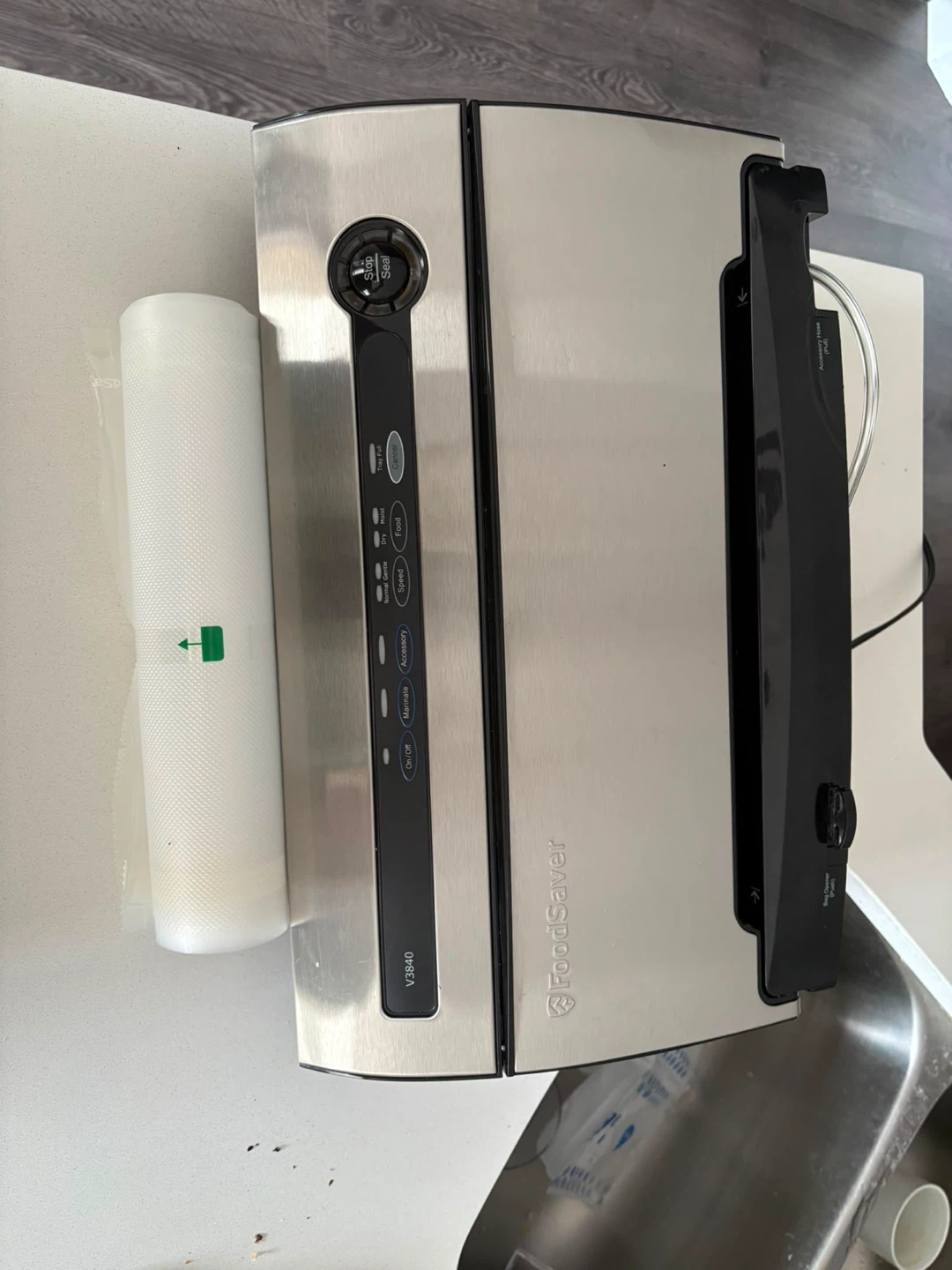 FoodSaver V3840 Vacuum Sealer - photo 3