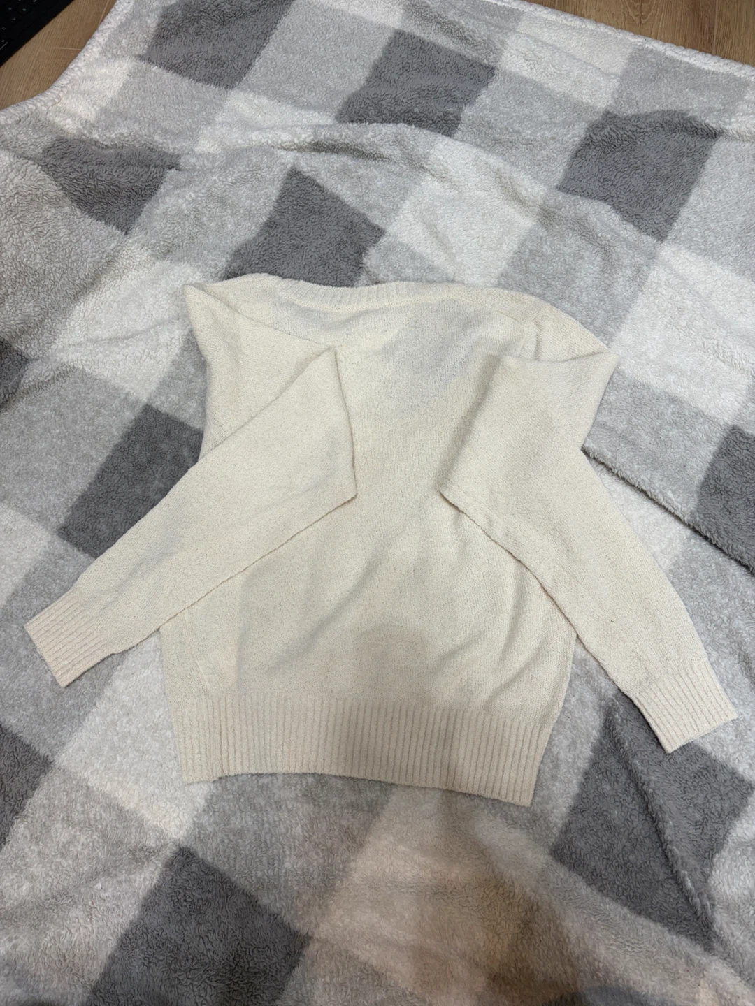 Cream Knit Sweater - photo 2