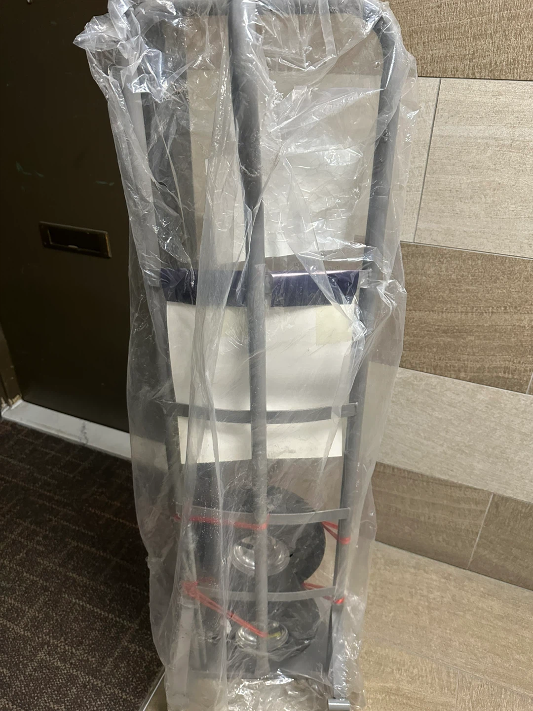 RONA Steel Hand Truck - photo 2