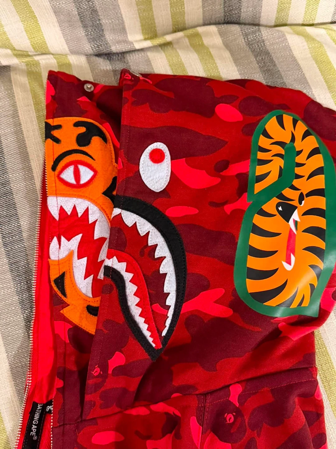 BAPE Red Camo Shark Full Zip Hoodie - photo 5