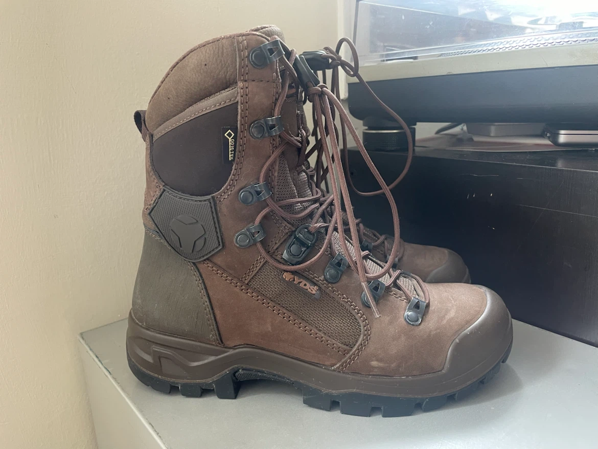 YDS Extreme UK3 - Brown Gore-Tex Army Boy Boots