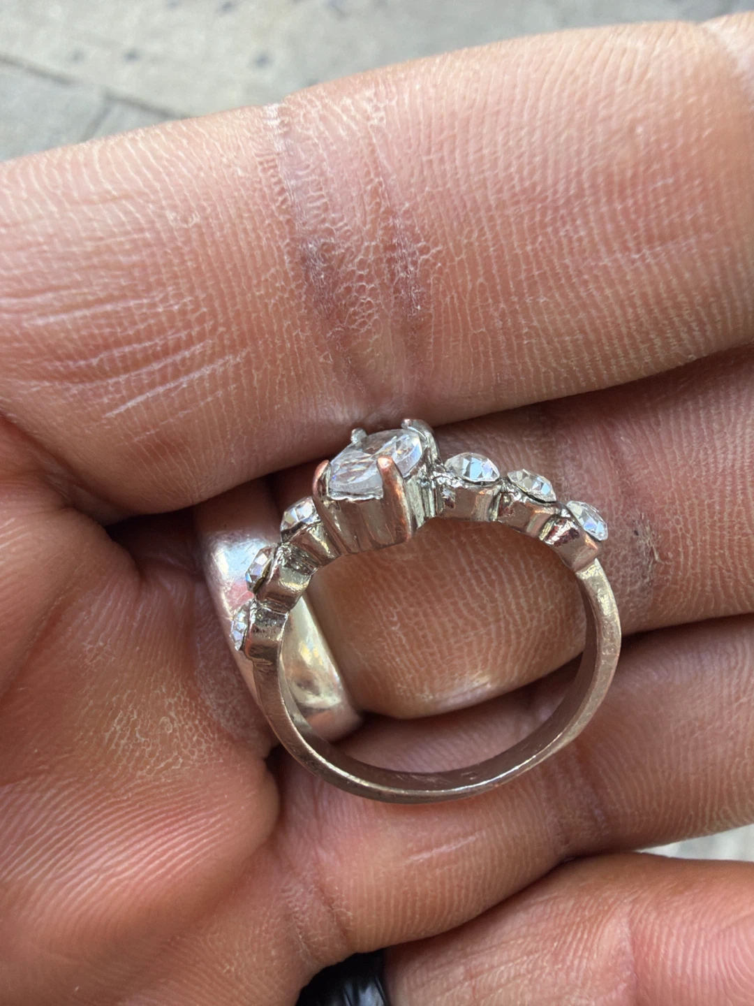 It says engagement ring, - photo 2