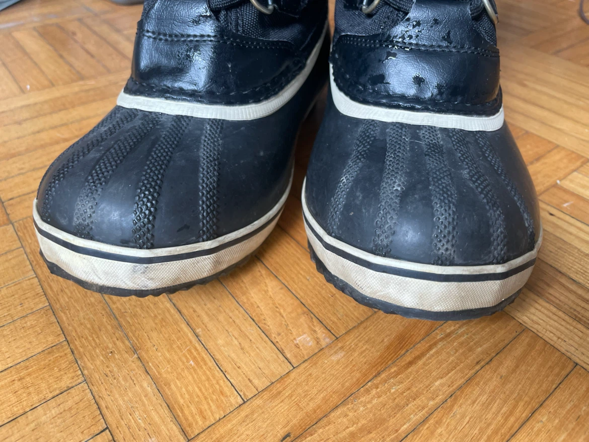 Black Sorel waterproof winter boots - size 5 - photo 4