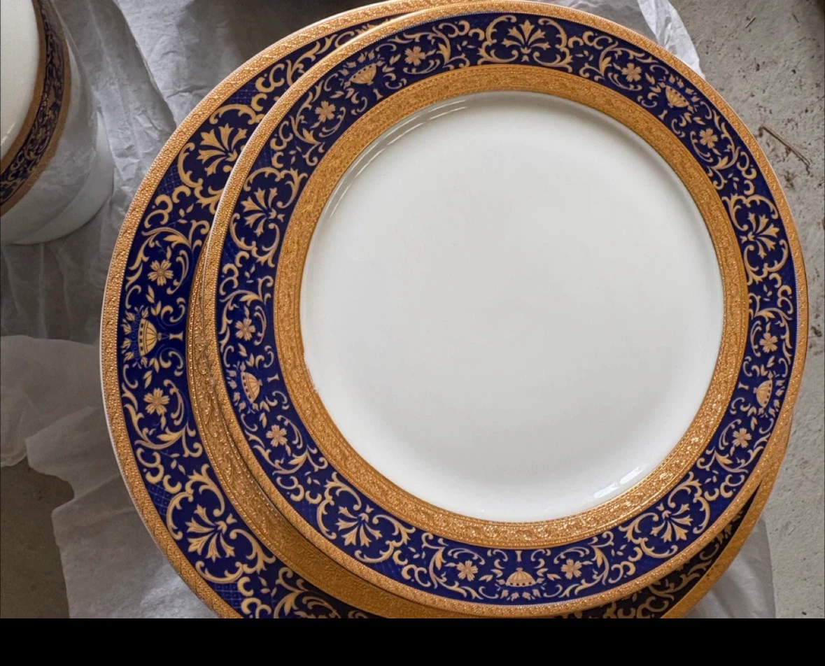 Cobalt Blue and Gold Dinnerware Set - photo 2