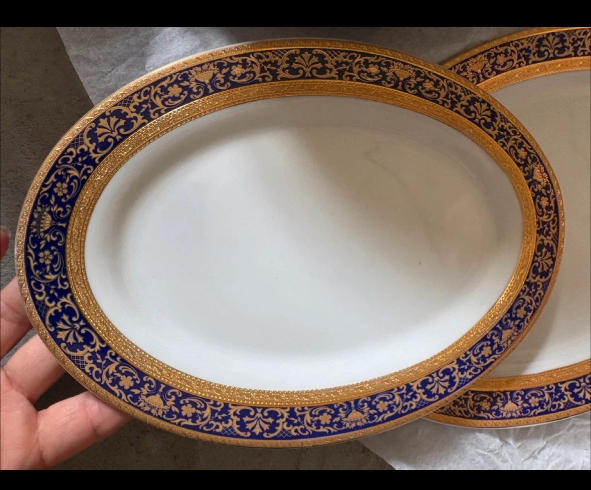 Cobalt Blue and Gold Dinnerware Set - photo 4