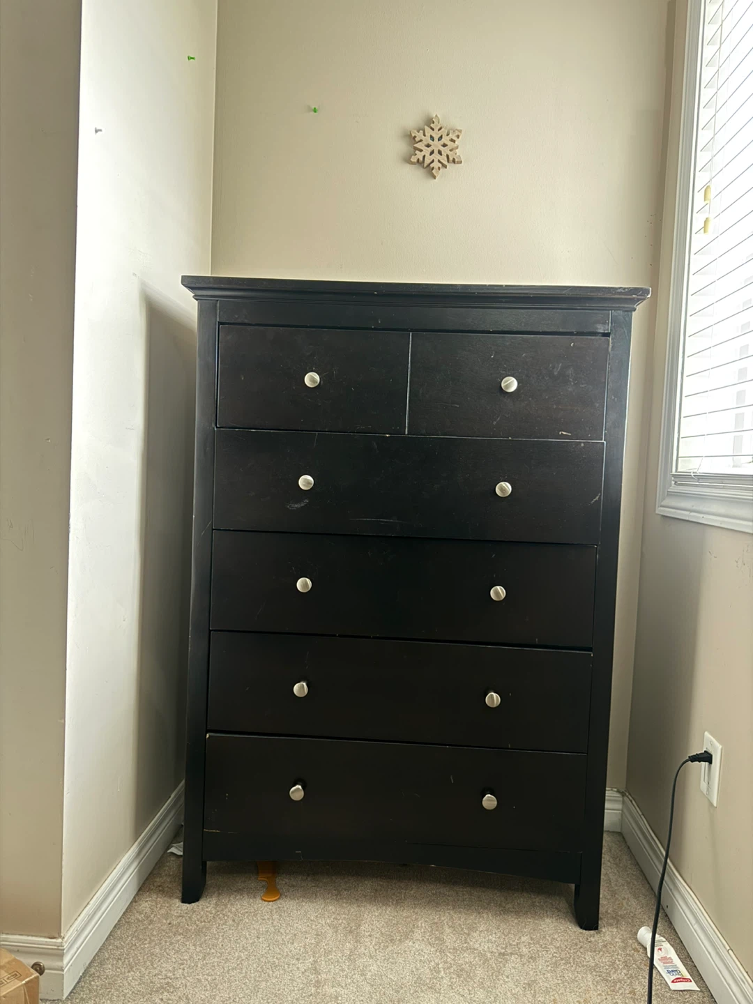 Black 6-Drawer Dresser