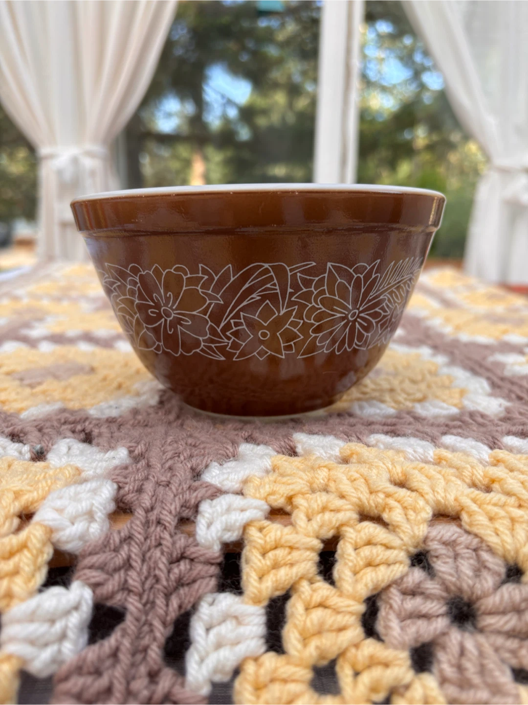 Vintage Pyrex Woodland 4-piece Mixing Bowl Set - photo 3