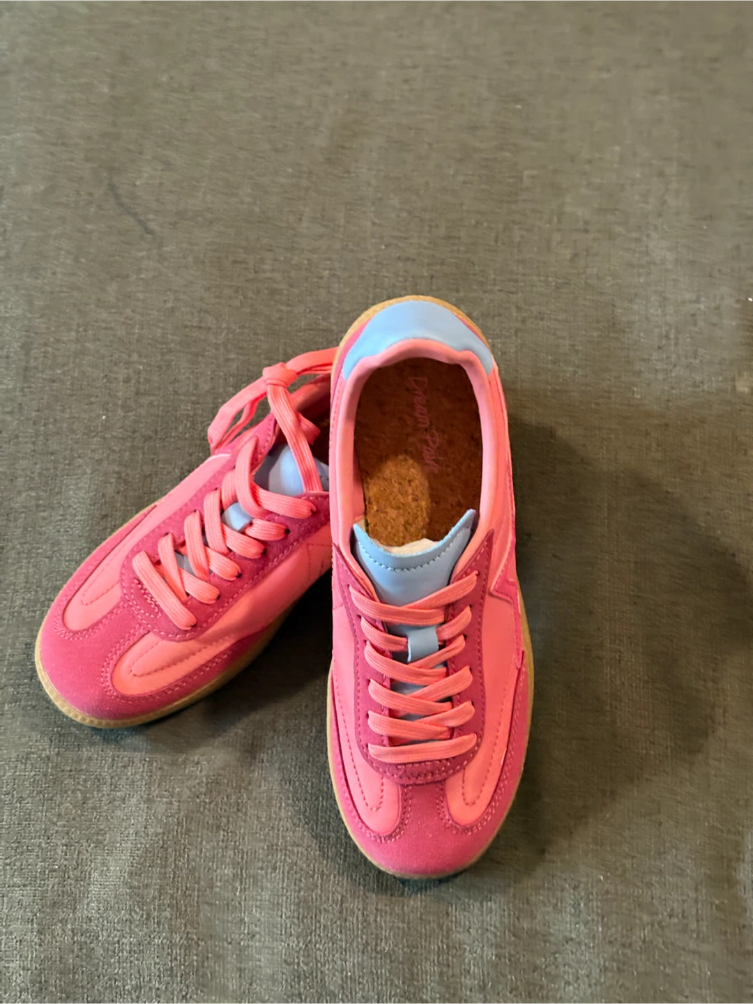 Kids shoes