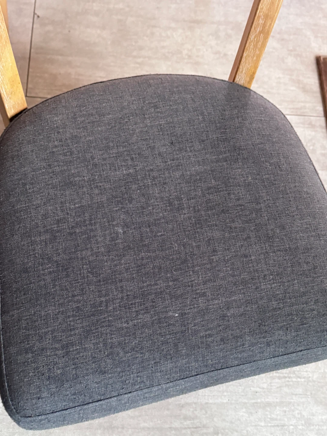 4 dining chairs - photo 5