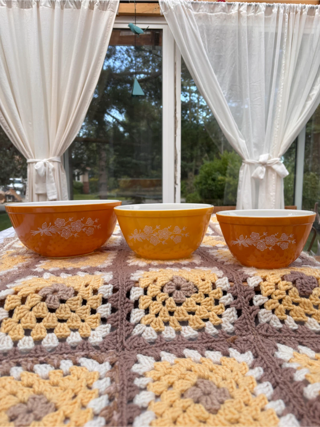 Vintage Pyrex Butterfly Gold Mixing Bowls - photo 2