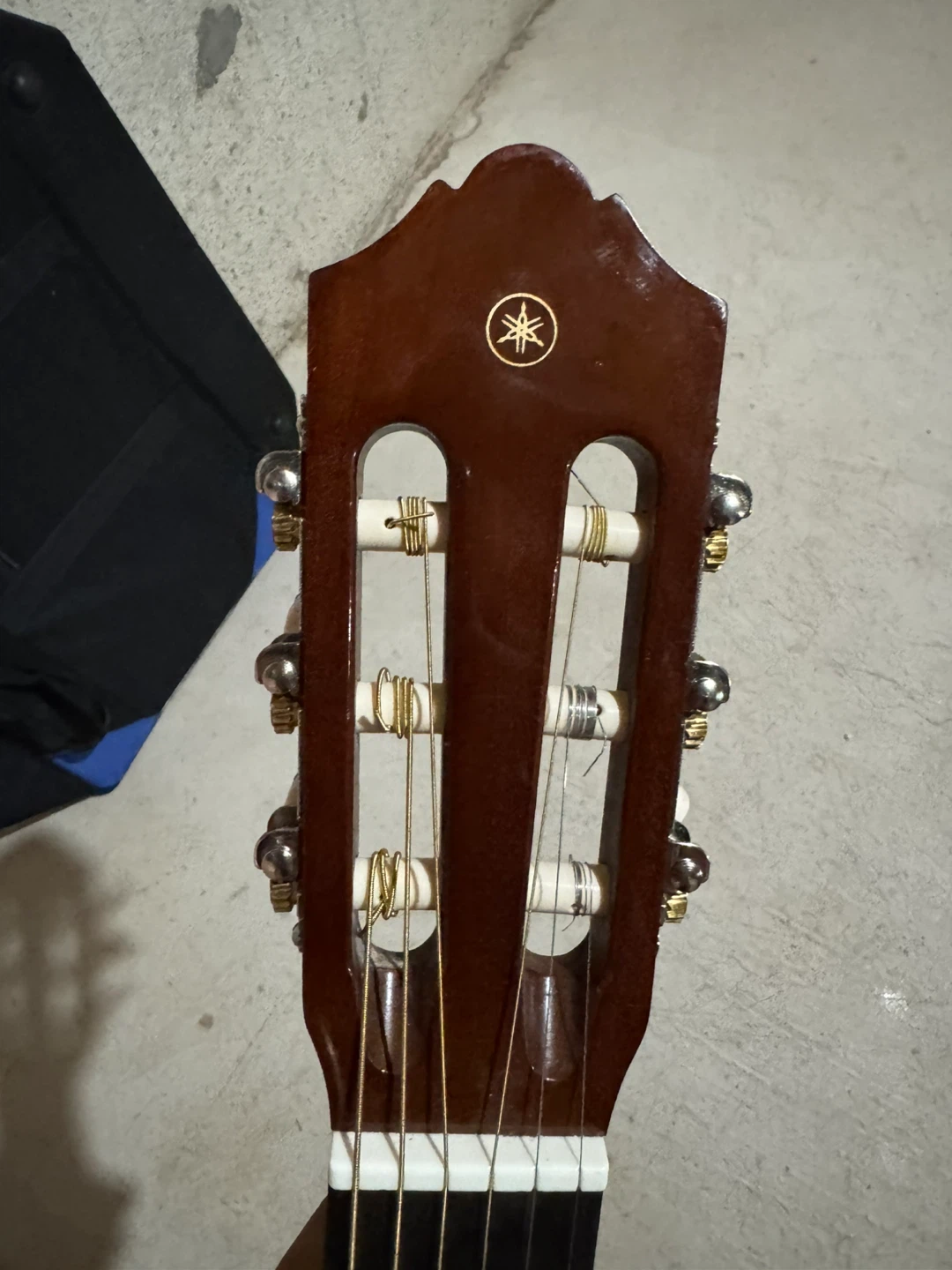 Yamaha C40 Classical Guitar - photo 2