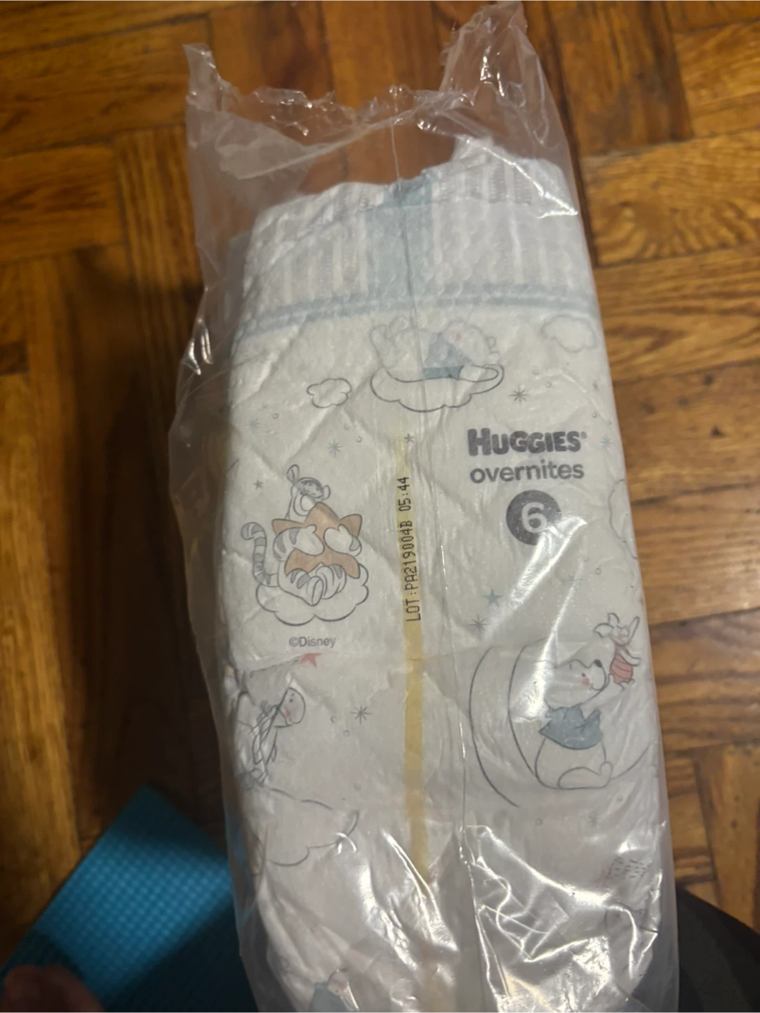 Huggies Overnites Diapers Size 6