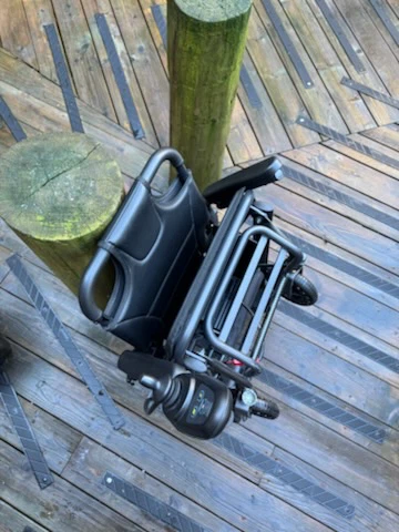 Electric wheelchair - photo 4