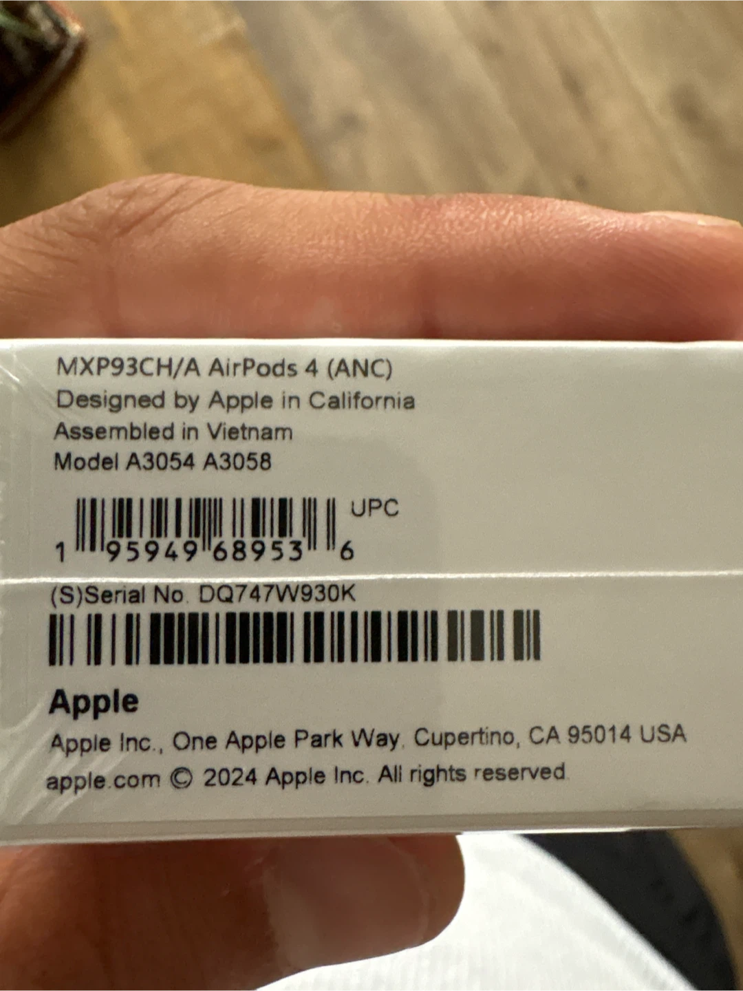 Apple AirPods 4 with Active Noise Cancellation - photo 4