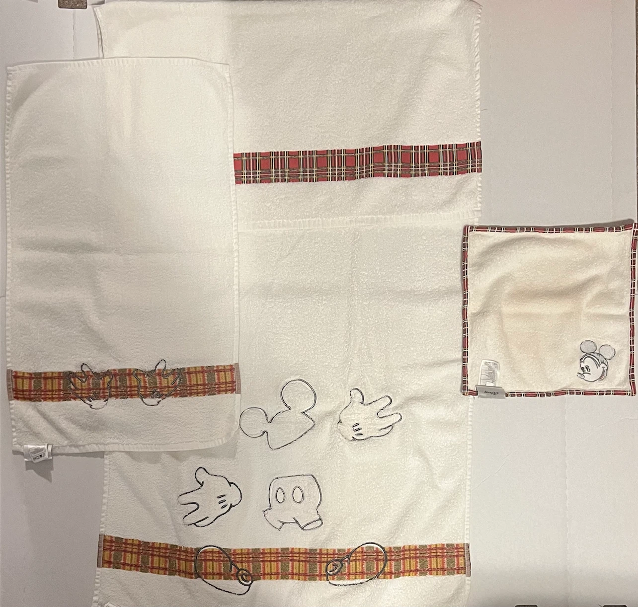 Vintage Walt Disney World Mickey & Minnie Mouse Towel Sets - photo 3
