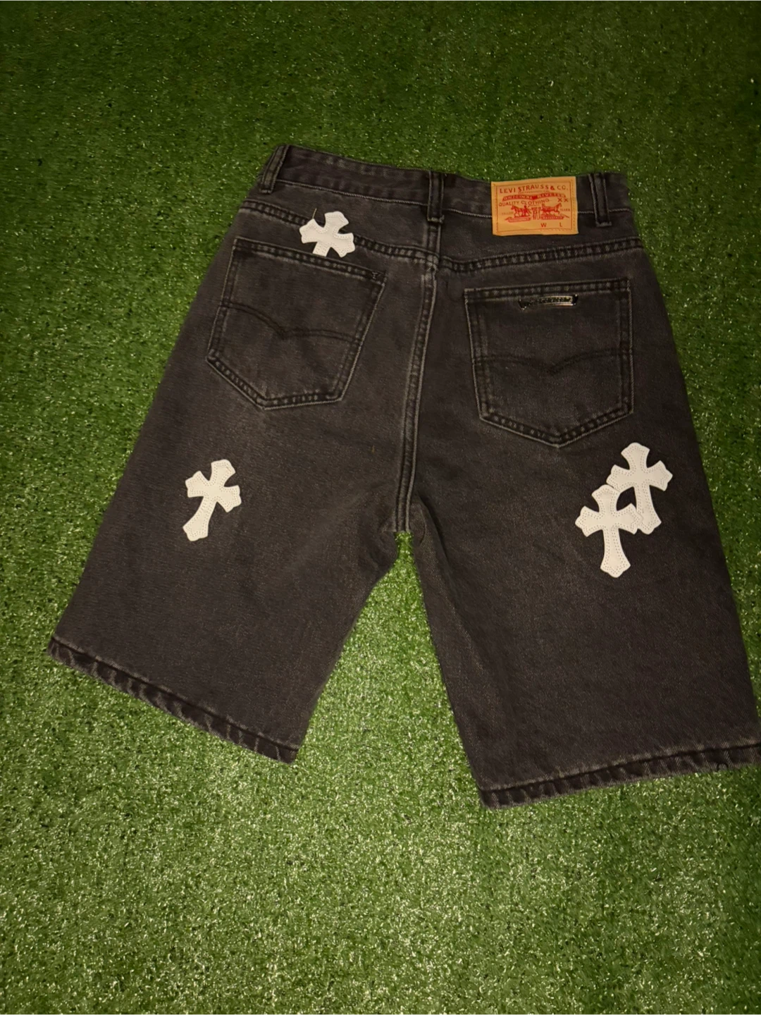 Chrome Hearts Cross Patch Denim Shorts - photo 3