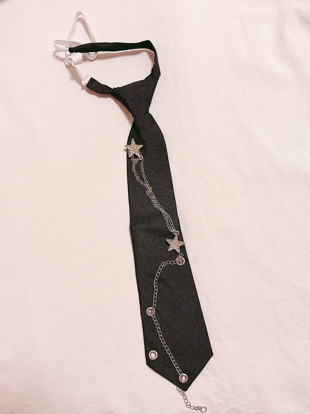 Adjustable neckties with metal chains and charms - photo 3