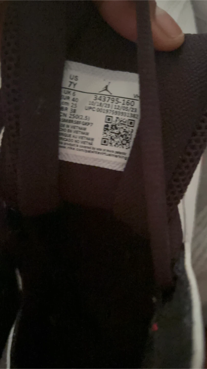 Jordan Jumpman Two Trey White and Bordeaux Size 7Y