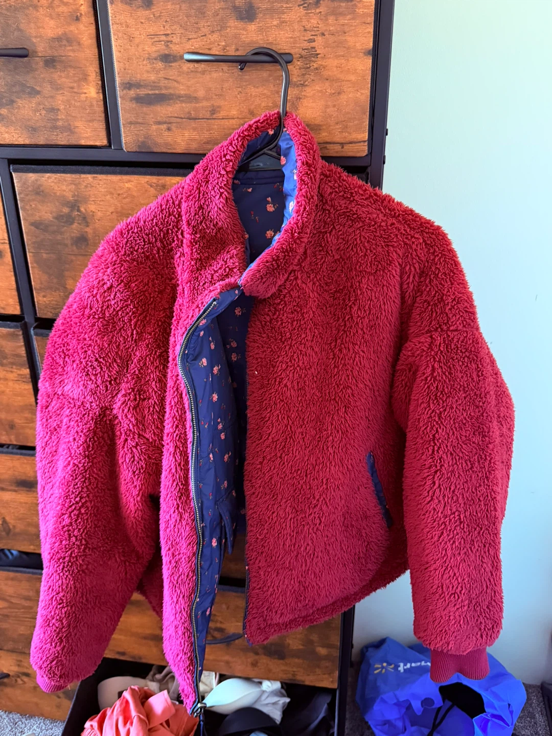 American Eagle Reversible Floral and Sherpa Jacket - photo 4