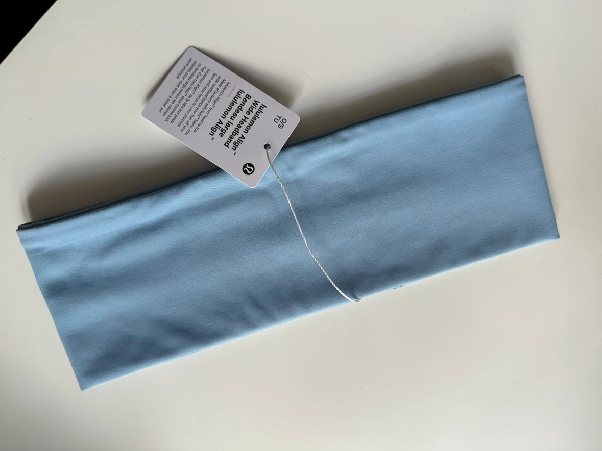 Lululemon Align Headband - New with tags - photo 2
