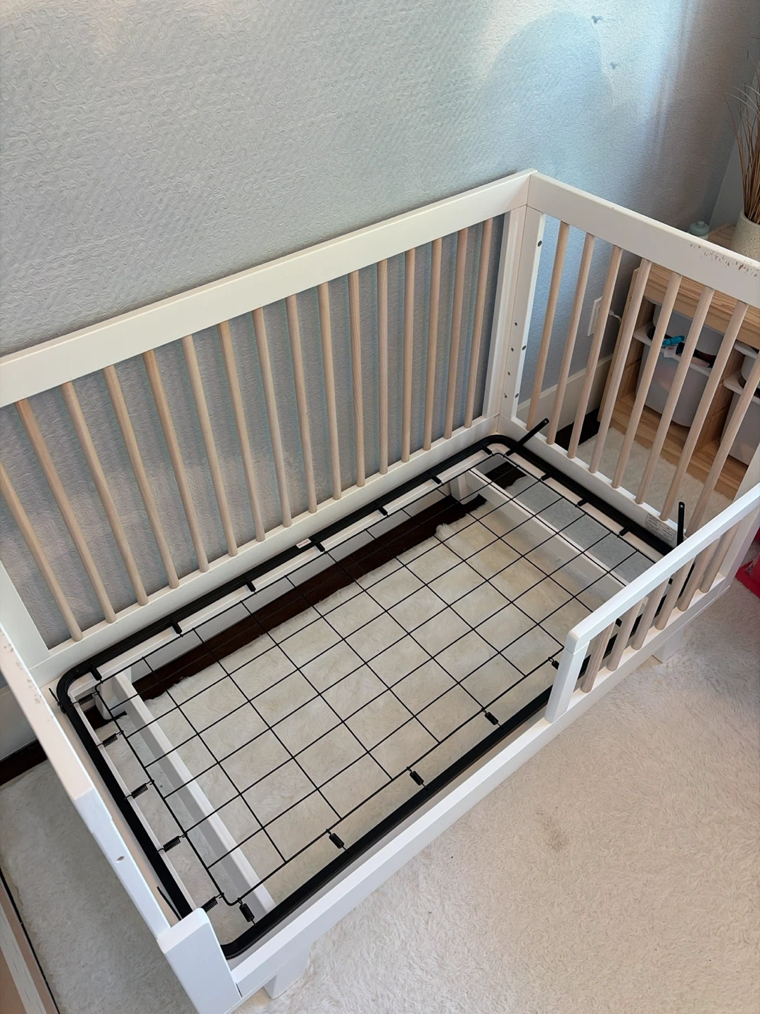 BABYLETTO Hudson 3-in-1 Convertible Crib - photo 2