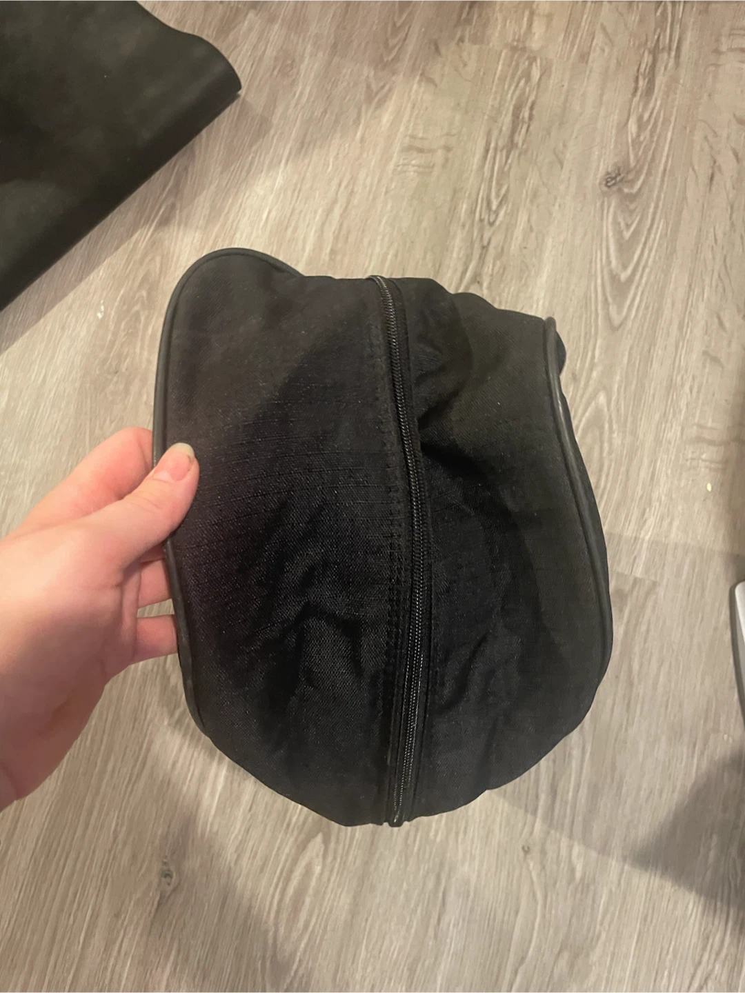 TaylorMade black golf bag rain hood cover - photo 2
