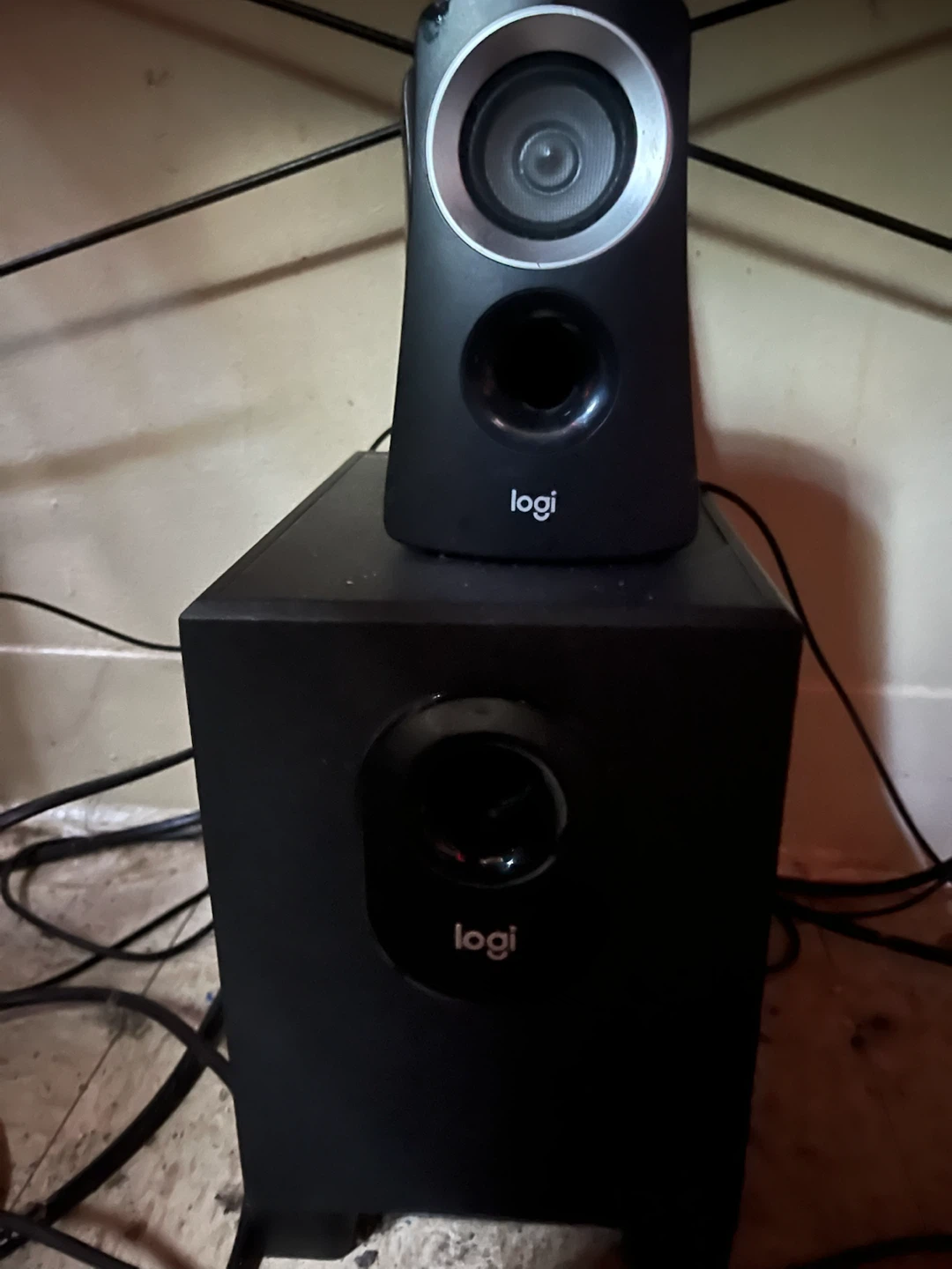 Logi computer speaker set with subwoofer - photo 2