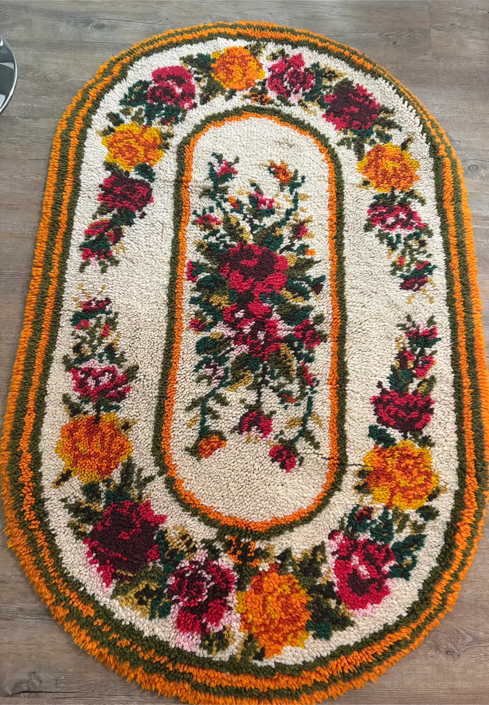 Shillcraft Floral Latch Hook Handmade Rug