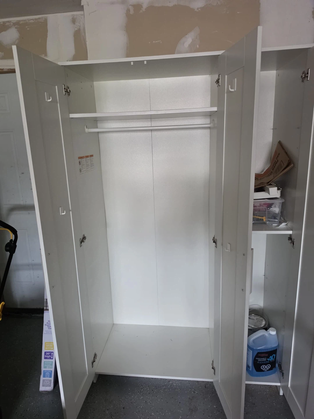 IKEA BRIMNES Wardrobe with 3 Doors, White - photo 2