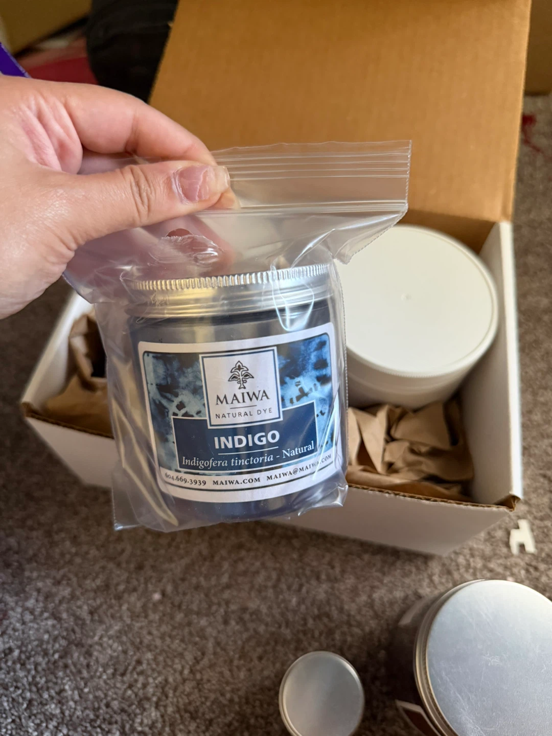 Maiwa Indigo Natural Dye and Earth Pigments Kit - photo 3