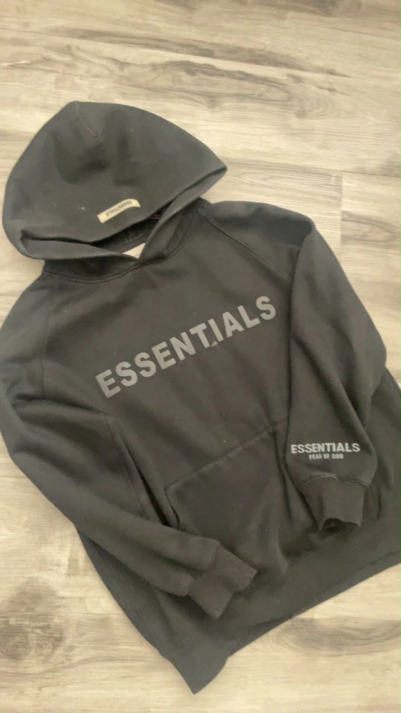 Essentials - photo 5