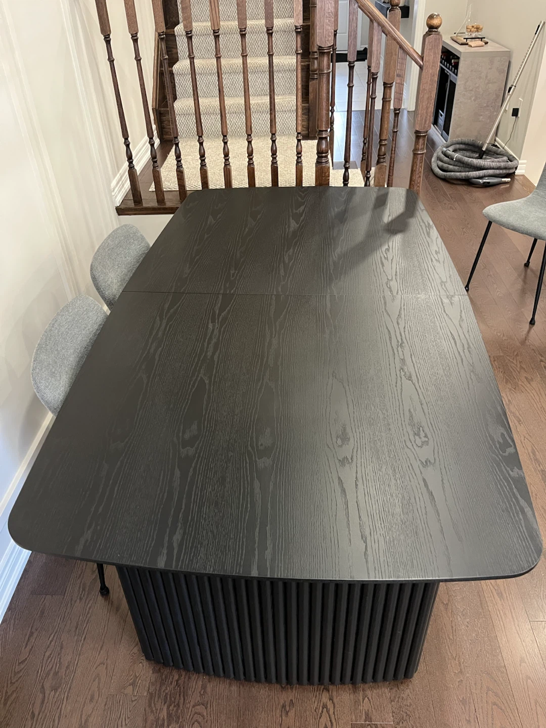 LESTER extendable dining table 180cm to 220cm - Black 1yr old - photo 4