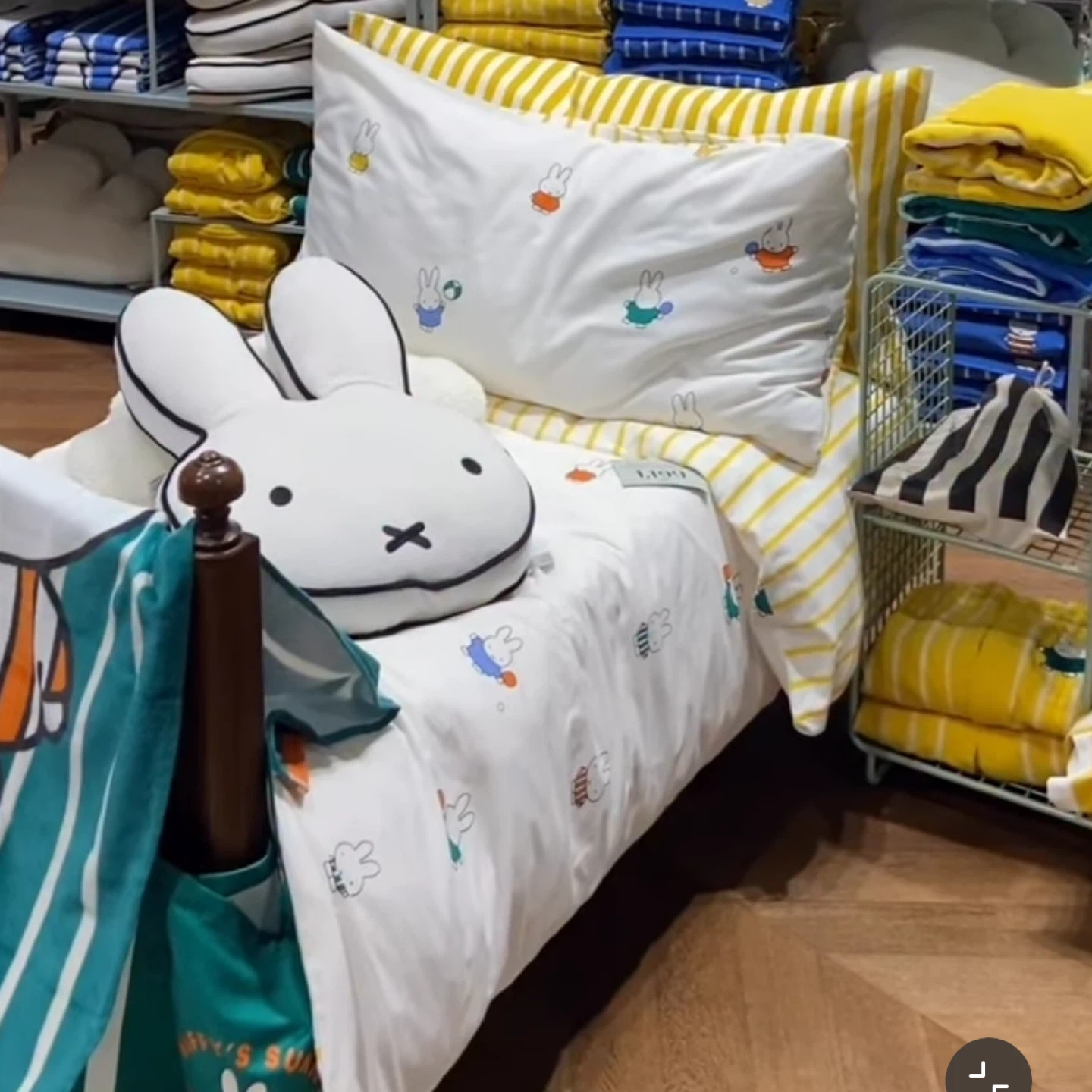 Miffy Twin Duvet Cover with matching Miffy standard pillow