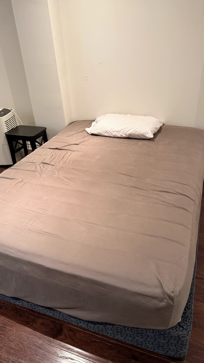 Queen Size Mattress with Box Spring - photo 4