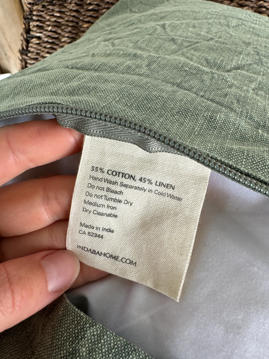 Green Linen & Cotton Throw Pillows x2 - photo 4