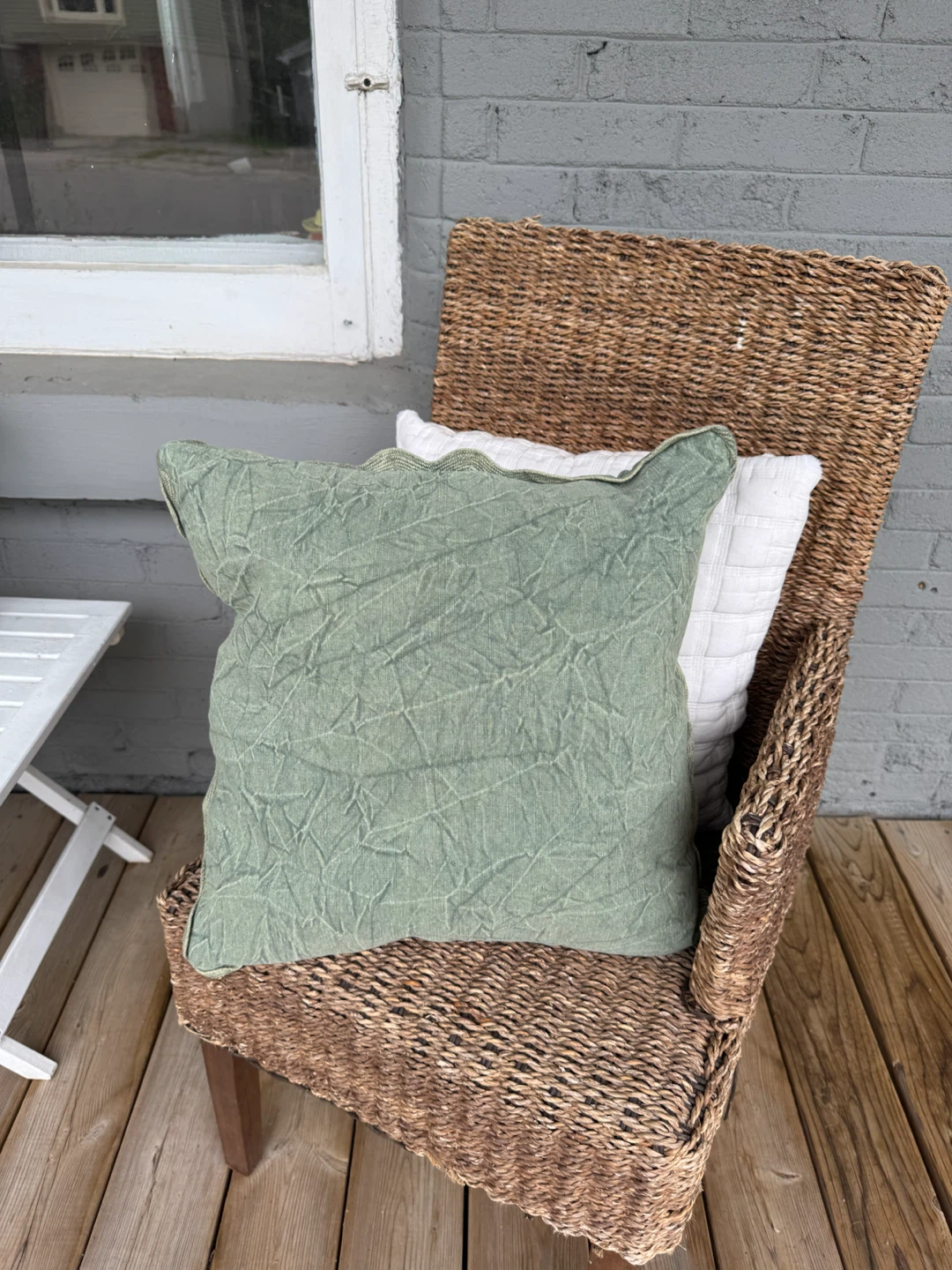 Green Linen & Cotton Throw Pillows x2