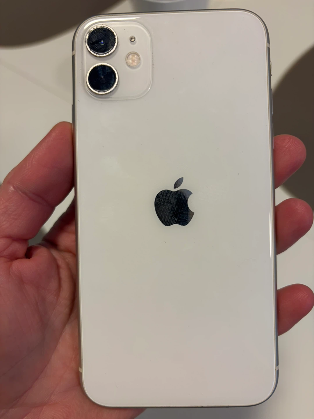 Apple iPhone 11 White