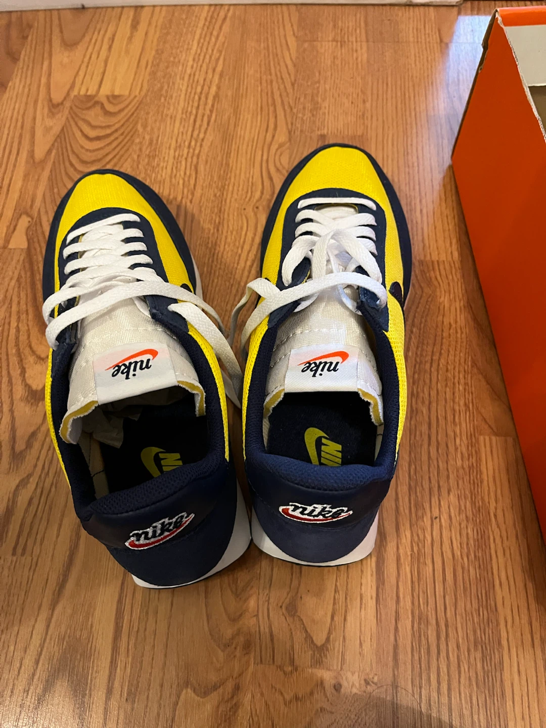 Tailwind Nike Running Shoes - Yellow & Navy - photo 4