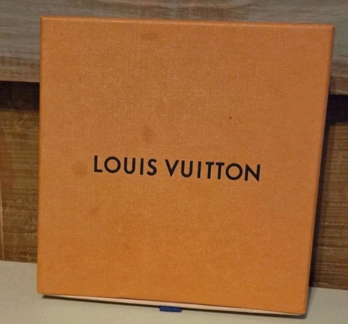 Authentic Louis Vuitton Gift Box - photo 2
