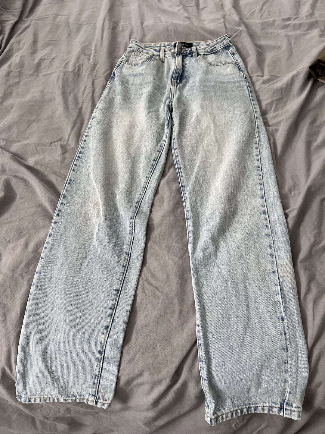 White Fox Acid Wash Wide Leg Jeans - photo 2