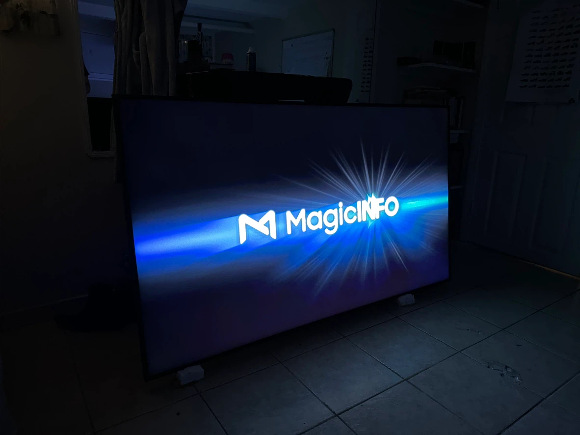 Samsung QB75B - 75in Display