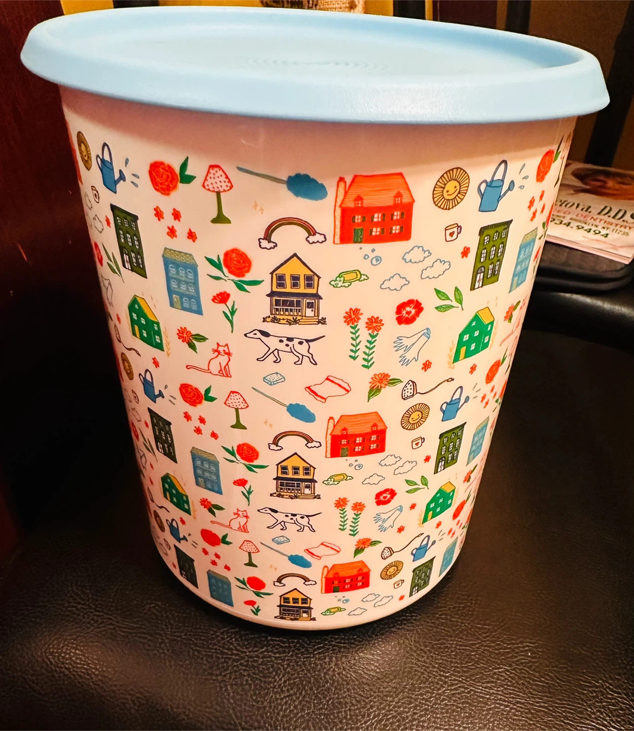 Tupperware Vintage Canister with Lid - photo 3
