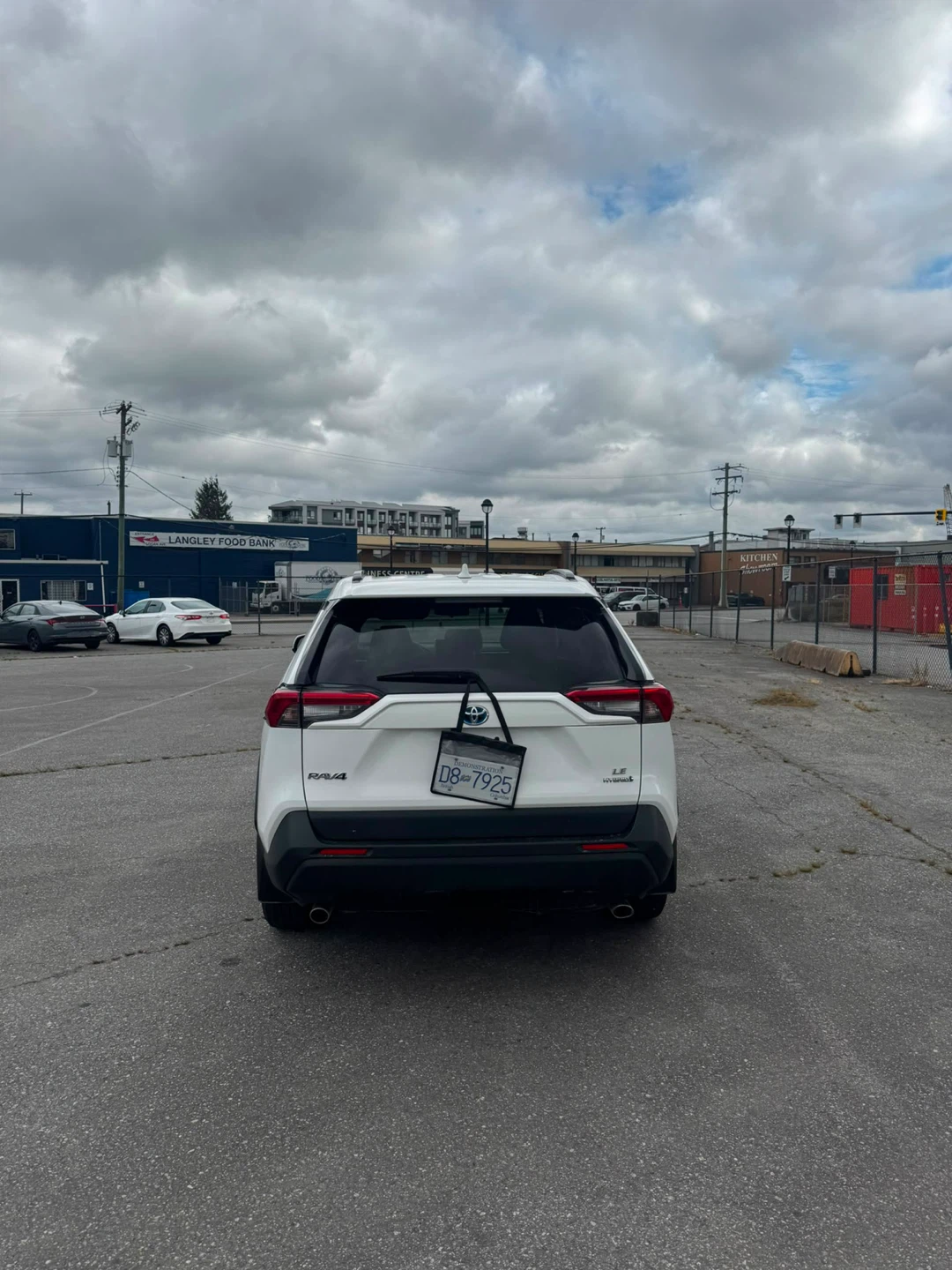 car - photo 4