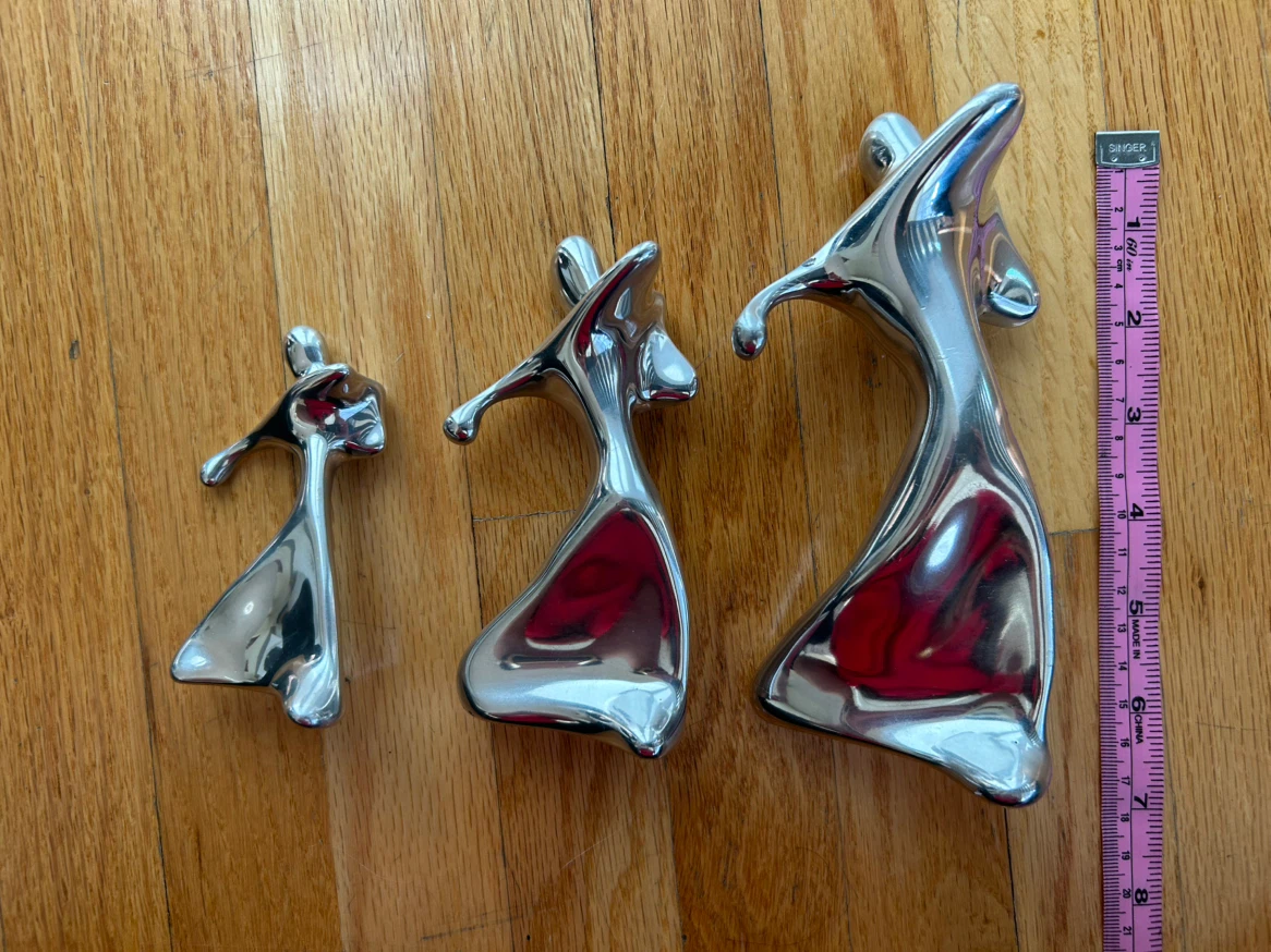 3 Hoselton Sculptures -golpher series - photo 2