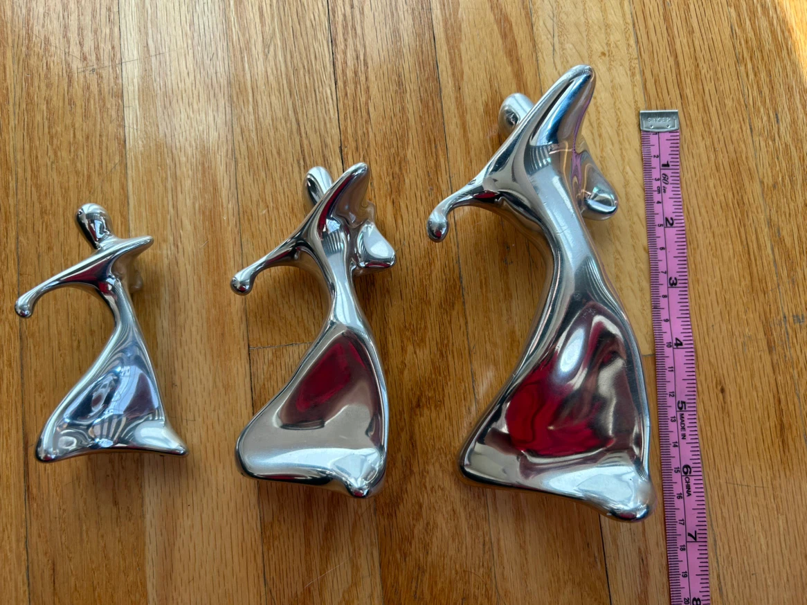 3 Hoselton Sculptures -golpher series - photo 3