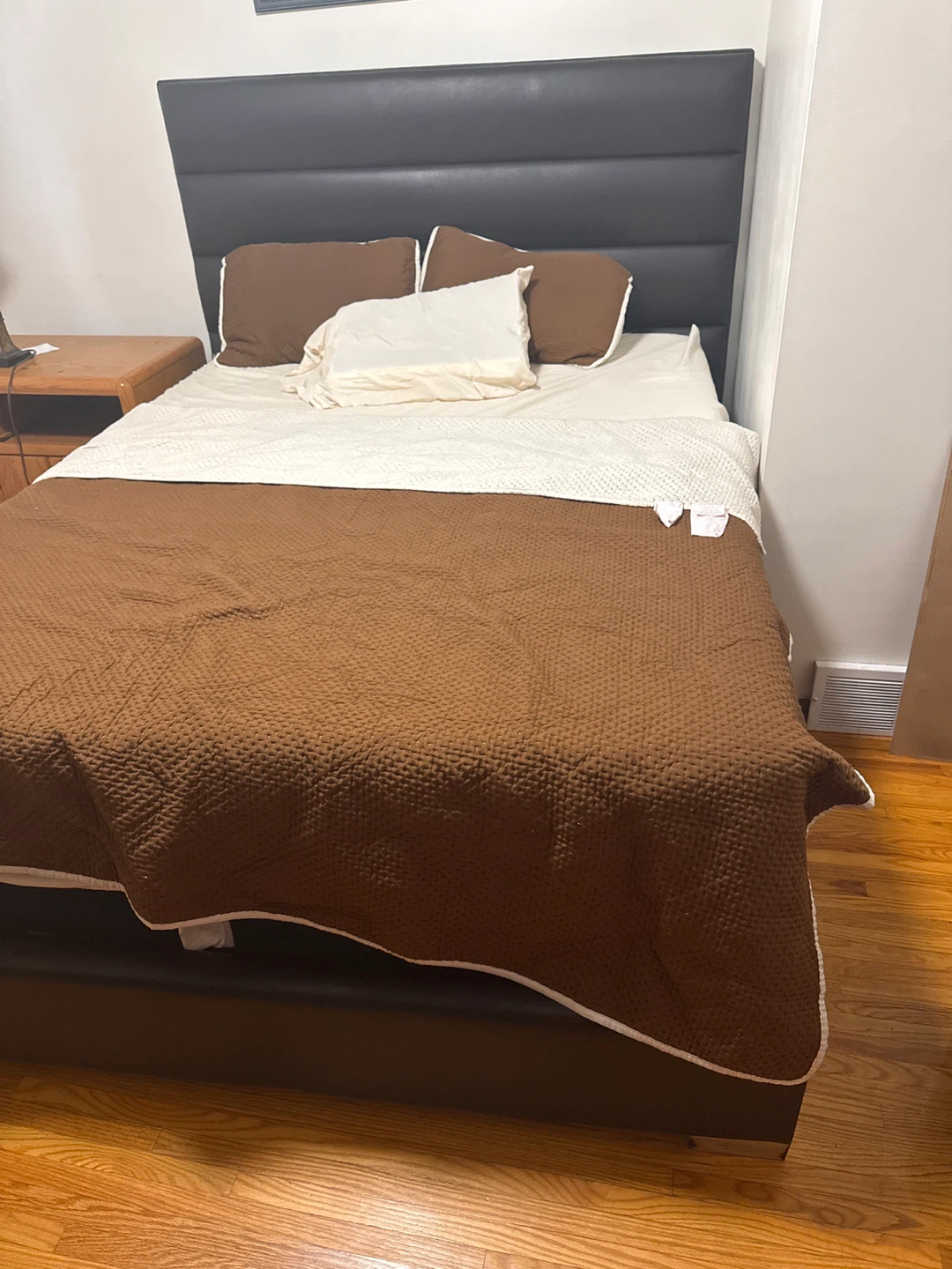 Black upholstered bed frame with headboard - photo 2
