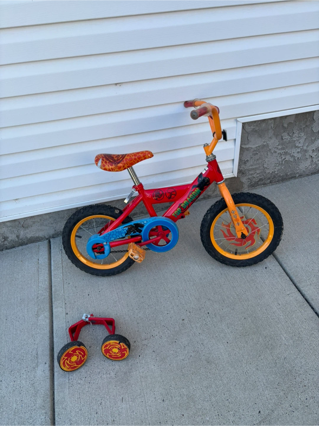 Top Dragon Kids Bicycle with Training Wheels