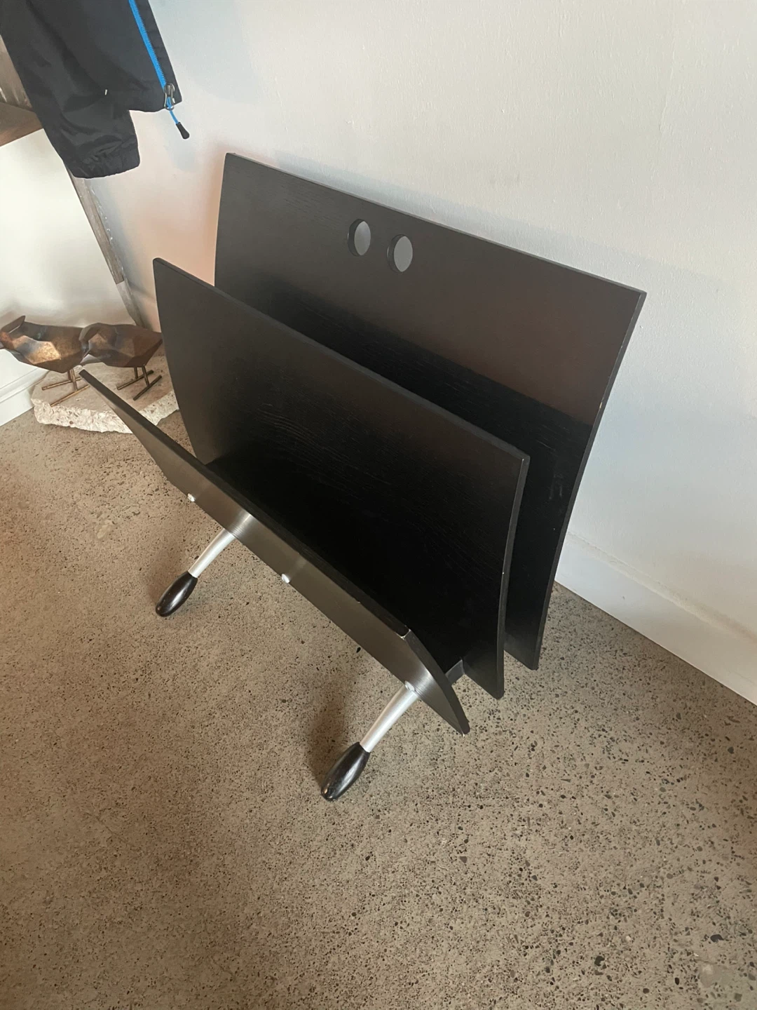 Magazine rack - photo 2