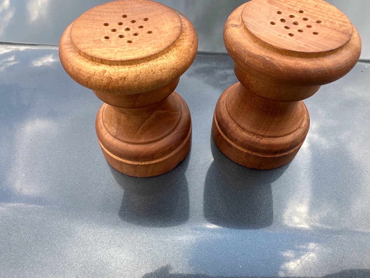 Salt and pepper shakers - photo 2